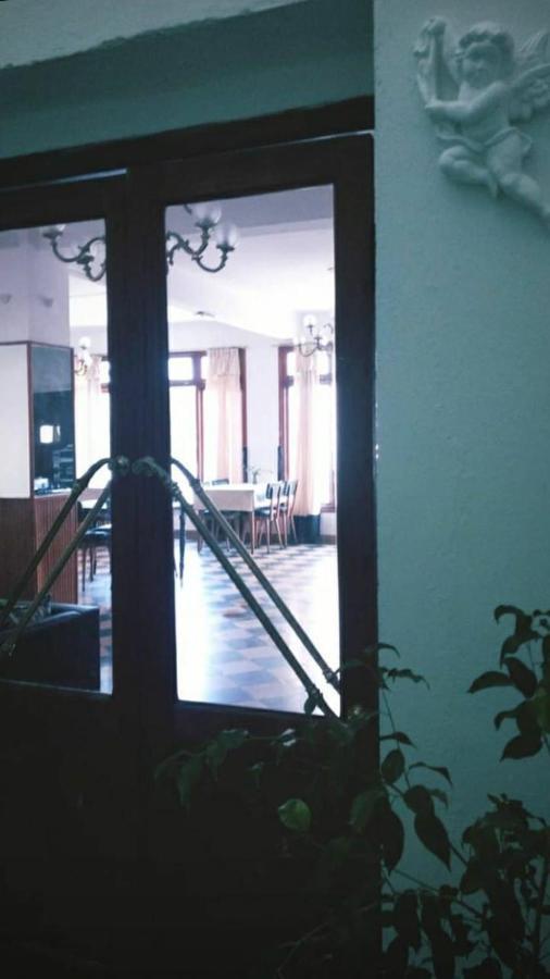 Hotel Hispania Miramar  Buitenkant foto