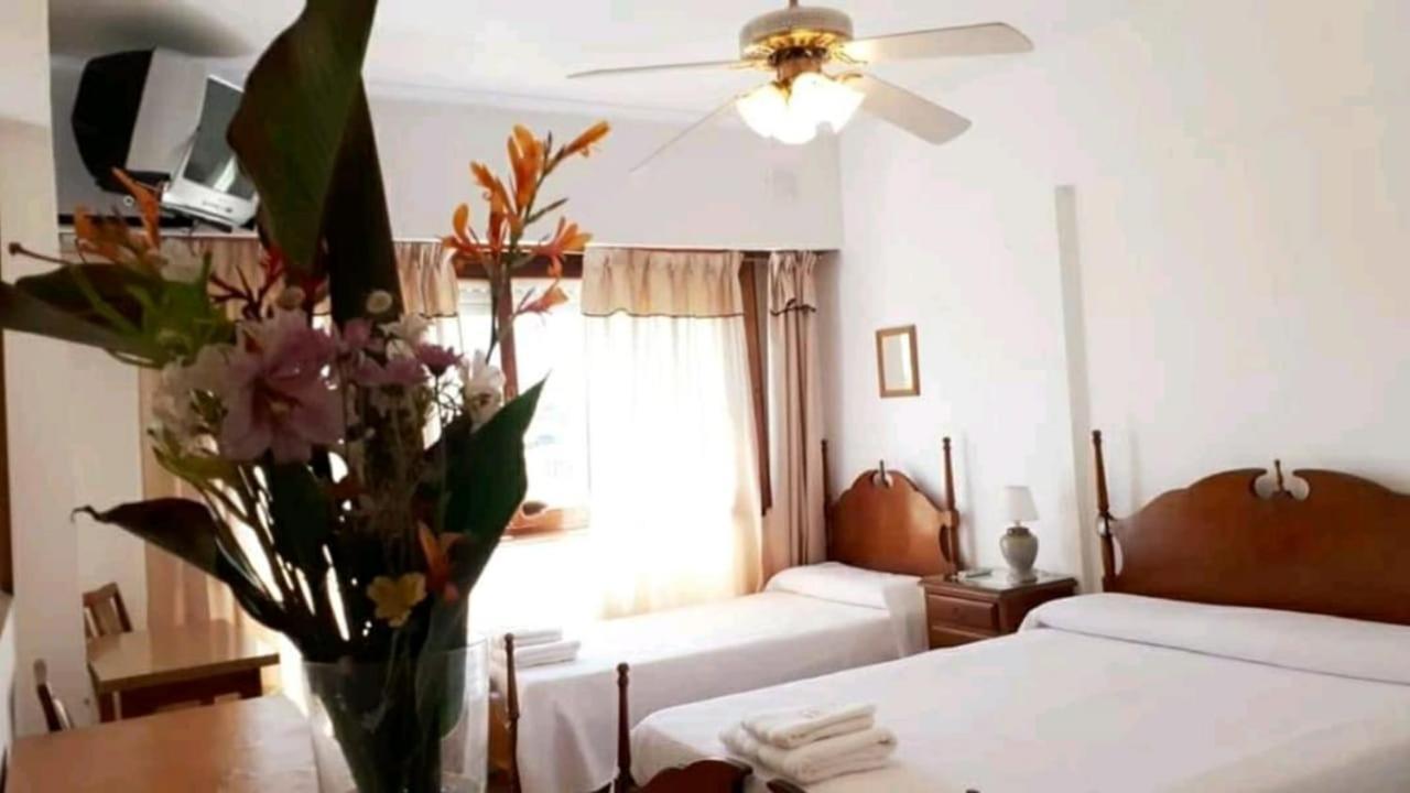 Hotel Hispania Miramar  Buitenkant foto