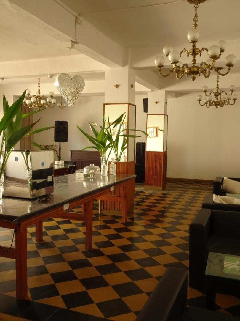 Hotel Hispania Miramar  Buitenkant foto